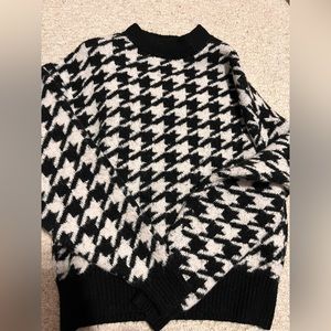 houndstooth sweater